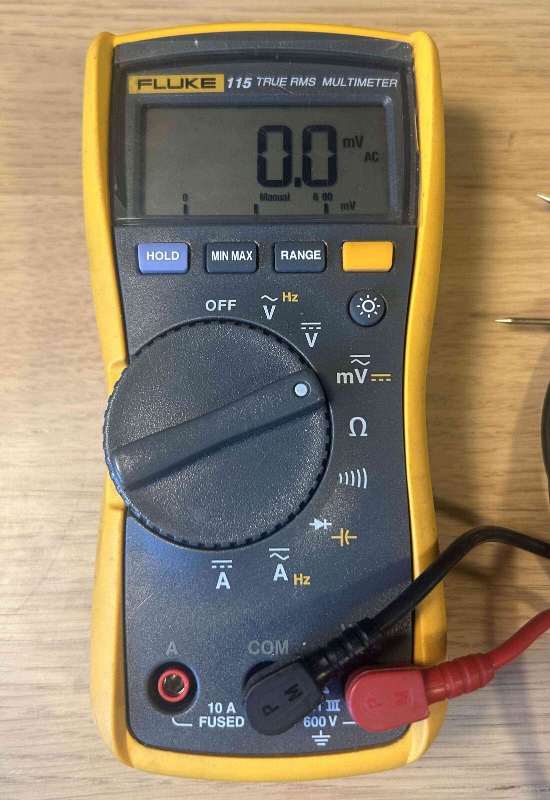 The repaired Fluke 115 working normally